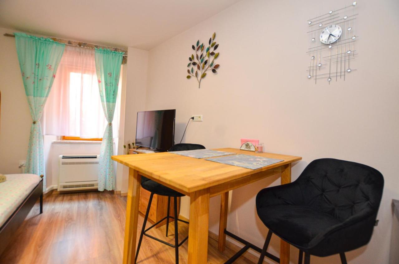 Klaudia Studio Ρόβινι Εξωτερικό φωτογραφία
